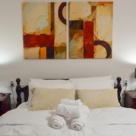 Main Street Retreat Apartment With Free Parking Sarajevo Exterior photo